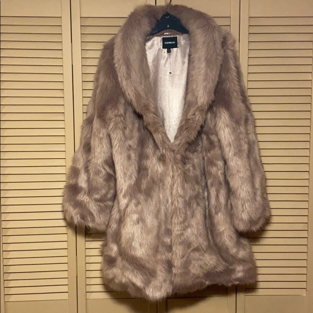EXPRESS Faux Fur Coat
